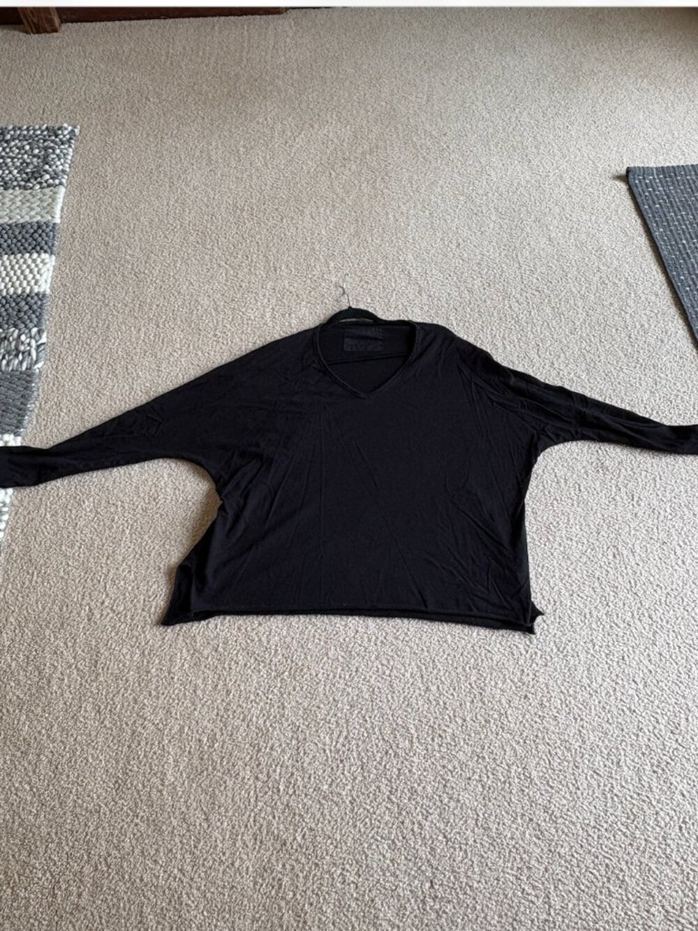 Frank & Eileen Tee Lab Women's M V-Neck Long Sleeve Tee Black oversized